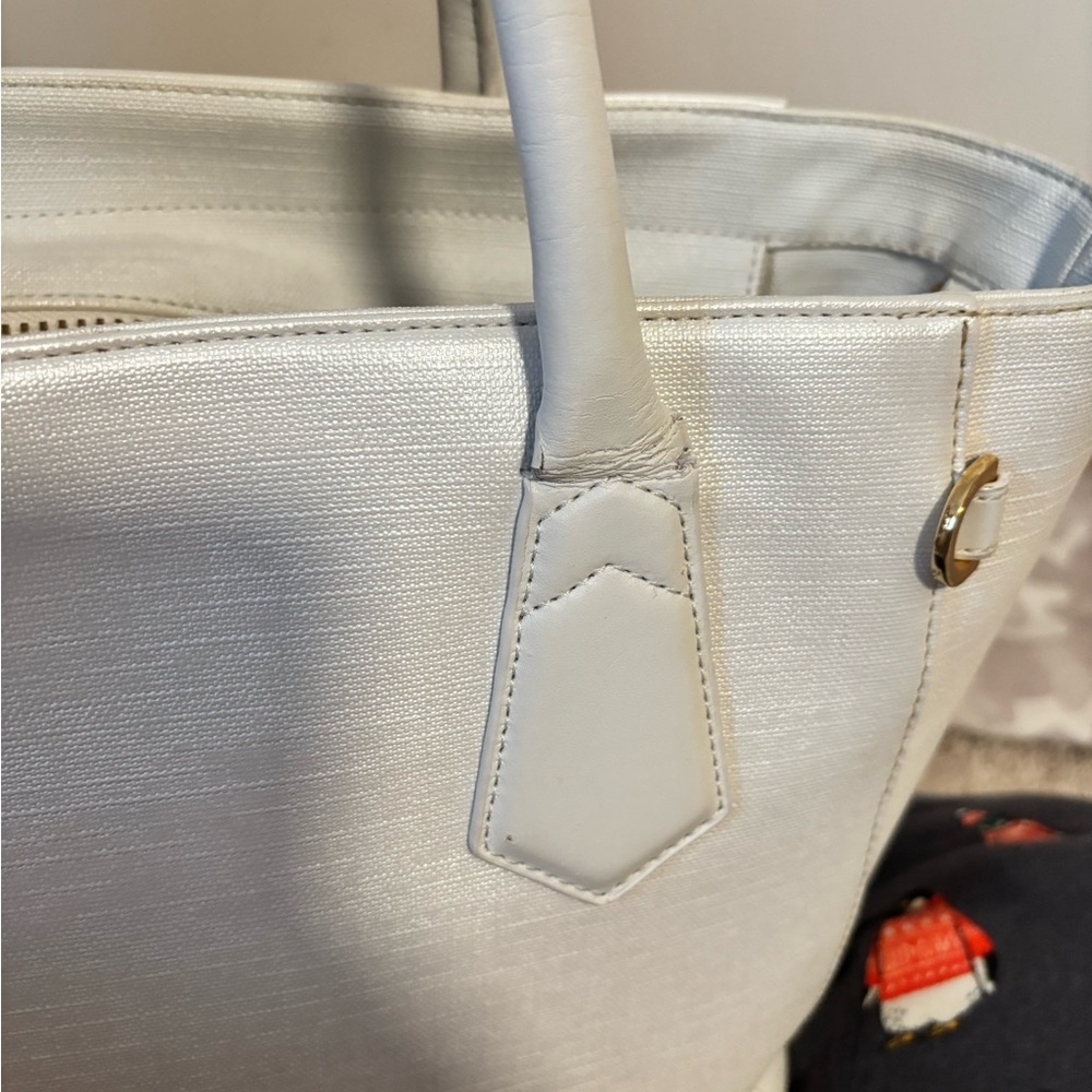 Dagne Dover Classic Signature Tote in White Canvas - Picture 11 of 16